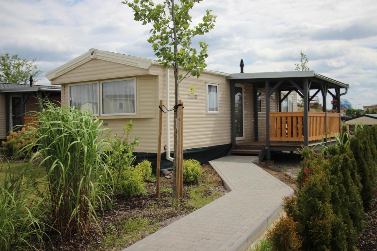 Merlin'S Camp Znojmo Ngoại thất bức ảnh